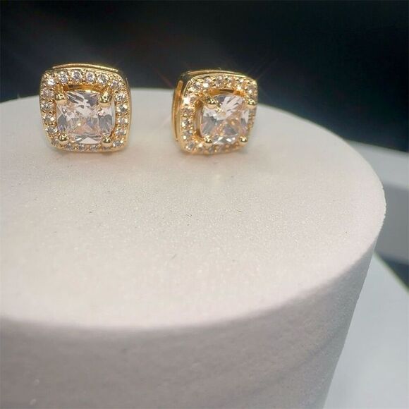Fashion Jewelry Gold Plated Cushion Cut CZ Stud Earrings Screw Back - Picture 6 of 11